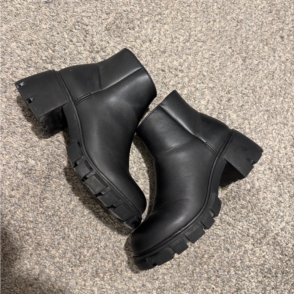Steve Madden black chunky platform Ankle Boots